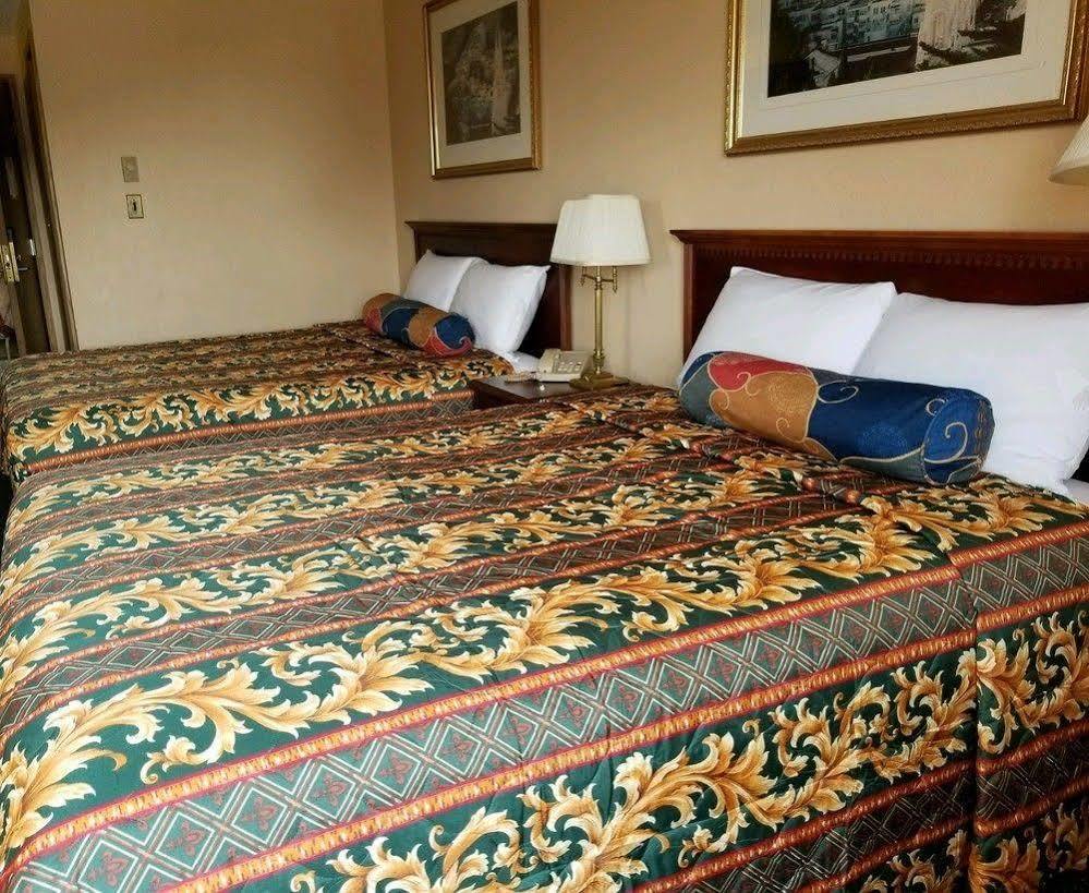 Midway Inn Бремертън Екстериор снимка