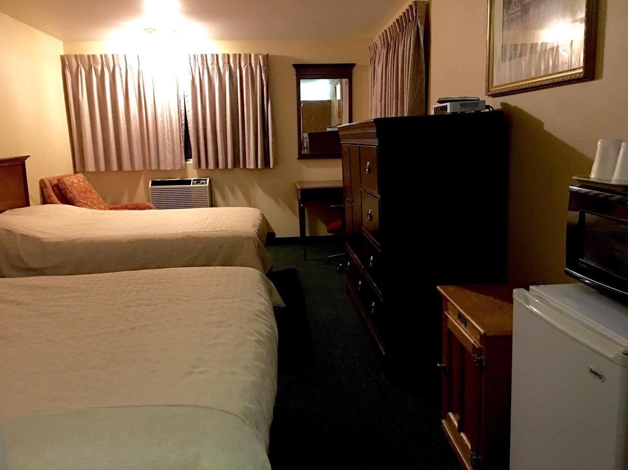 Midway Inn Бремертън Екстериор снимка