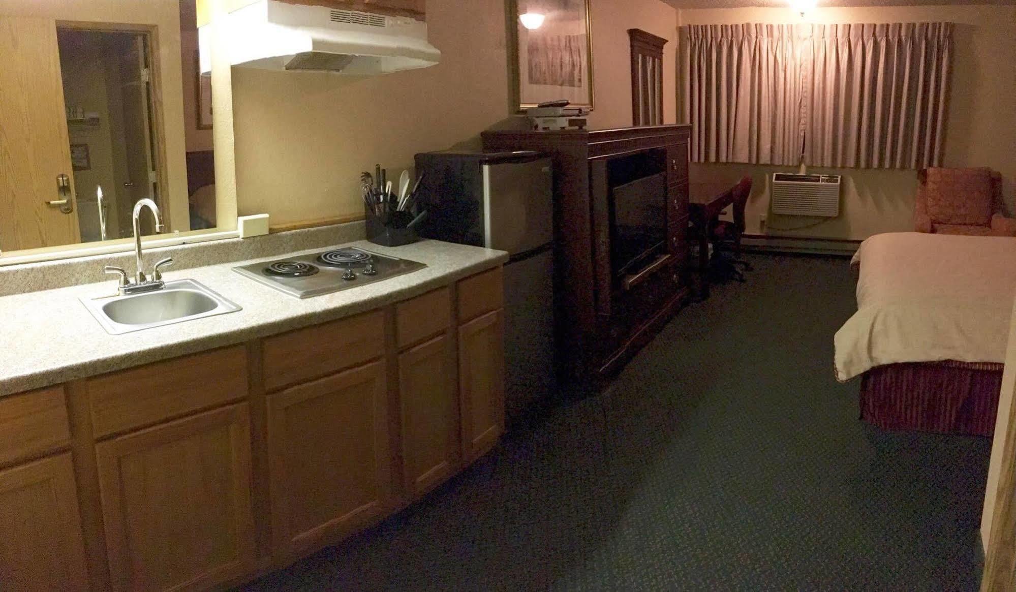 Midway Inn Бремертън Екстериор снимка